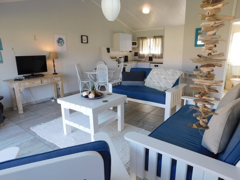 Lounge area of cottage 51 - Seaside Cottages