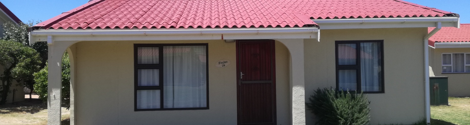 Accommodation Cape Town,Outside View of cottage 29 Seaside Cottages,Small 2 Bedroom Cottage seaside cottages,Fish Hoek Chalets,things to do in fish hoek,fish hoek,fishhoek,fish hoek resort,cottages fish hoek,cape town accommodation